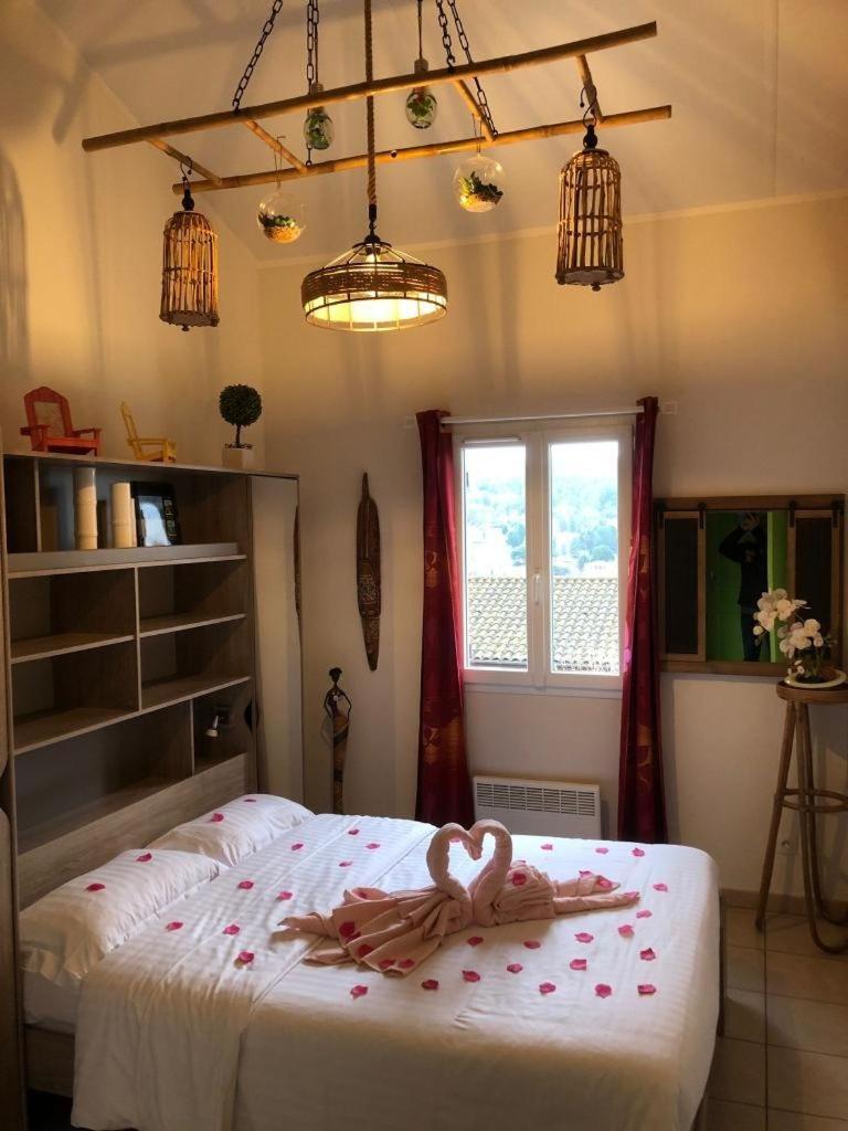 L'Enea - Maison Avec Piscine Partagee Apartment Сарла-ла-Канеда Екстериор снимка
